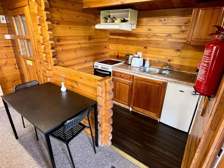 Self Catering Log 5 Mins From Eircode R95 Hh9w Сasa de vacaciones
